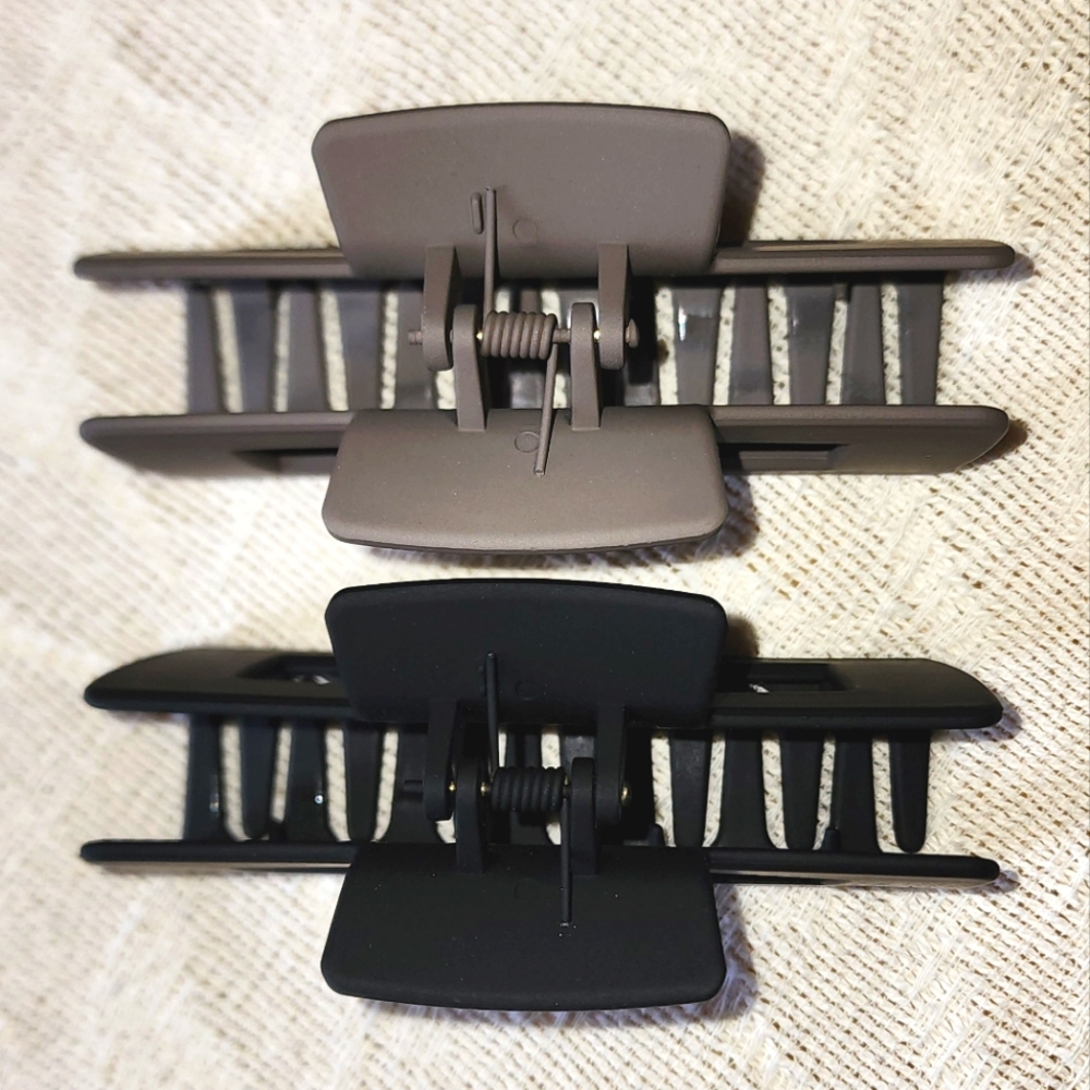 2 Hair Claws, Grey and Black